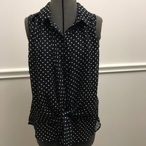 Sleeveless blouse